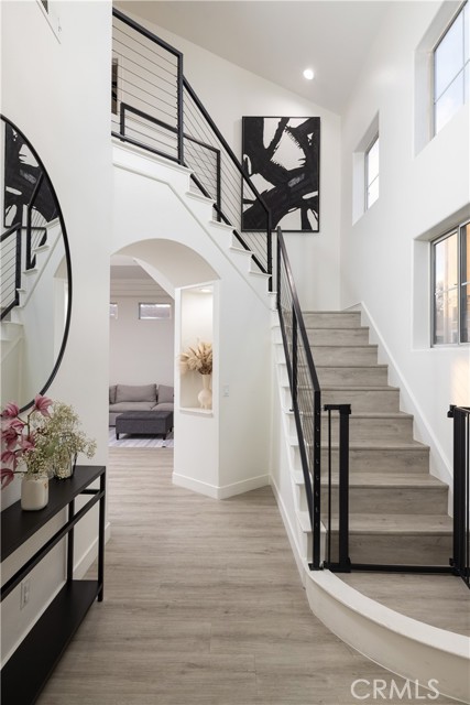 2295 La Playa N Drive, Costa Mesa CA: https://media.crmls.org/medias/e23013a1-dd75-4726-9446-bdc1e6312295.jpg