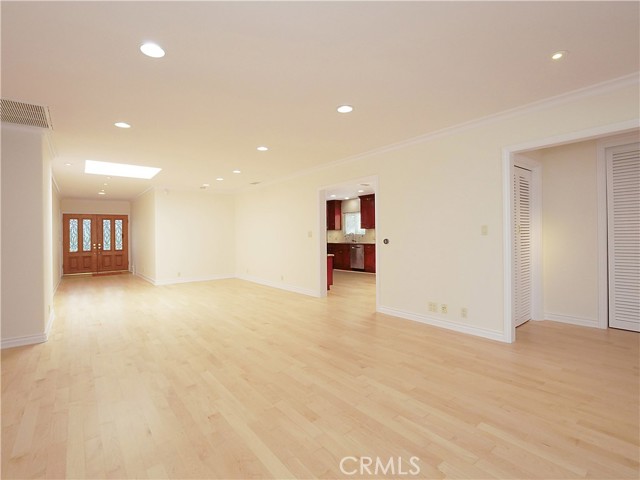 26235 Birchfield Ave, Rancho Palos Verdes CA: https://media.crmls.org/medias/e2305410-0f21-4287-876e-f2e115bf8ab4.jpg
