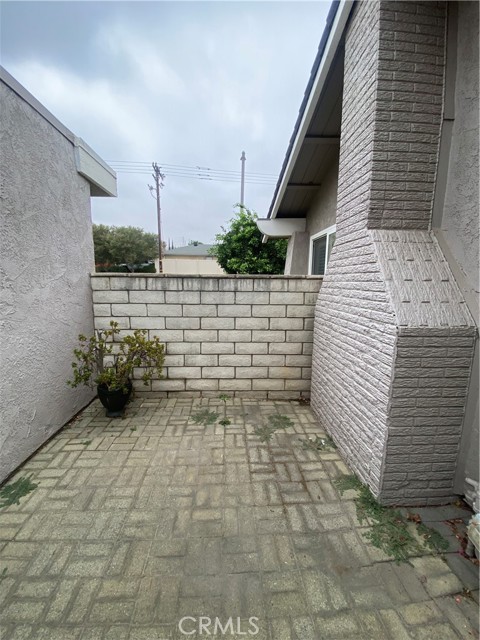 25236 Lawton Avenue, Loma Linda CA: https://media.crmls.org/medias/e23091b3-9a60-4def-b880-55923dd60c71.jpg