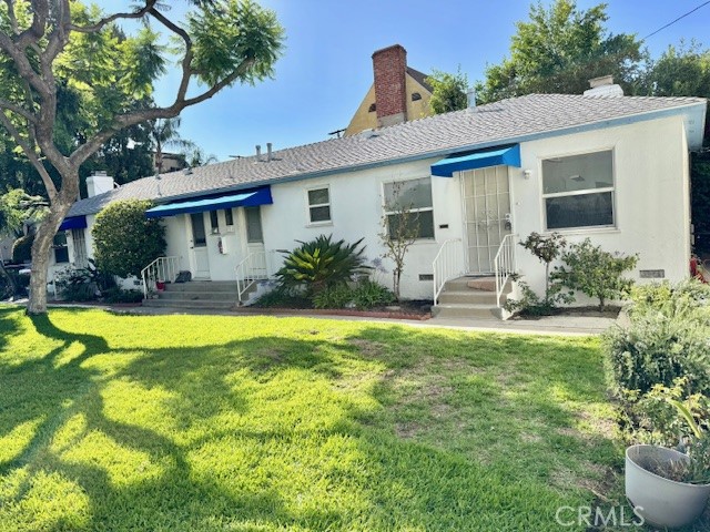 222 N Screenland Drive, Burbank CA: https://media.crmls.org/medias/e230ff30-2167-492a-9cdc-4ff7c8f52fe3.jpg