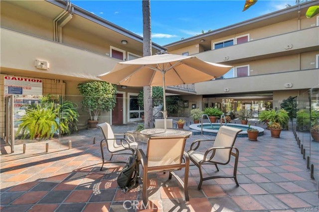 970 Palm, 200 photo 26
