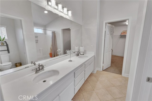 1335 Exeter Court, San Jacinto CA: https://media.crmls.org/medias/e2320129-869b-4e7f-a920-4bdfee6509a1.jpg