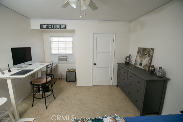 Detail Gallery Image 23 of 58 For 16802 Virginia Ave, Bellflower,  CA 90706 - 4 Beds | 1/1 Baths