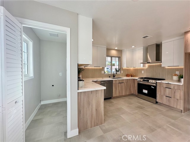 Detail Gallery Image 14 of 33 For 1260 Summershade, La Habra,  CA 90631 - 4 Beds | 2 Baths