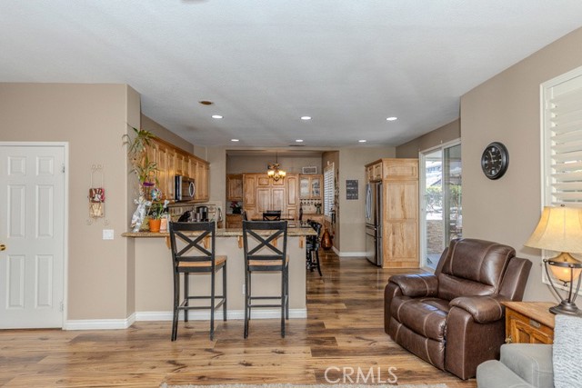 Detail Gallery Image 7 of 38 For 20770 Stony Brook Cir, Riverside,  CA 92508 - 5 Beds | 3 Baths