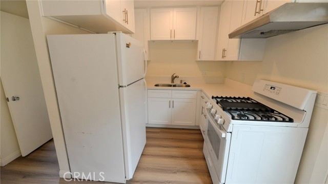 Detail Gallery Image 4 of 16 For 218 Avenida Rosa #3,  San Clemente,  CA 92672 - 2 Beds | 1/1 Baths