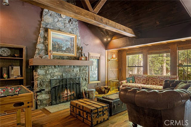 969 Oak Drive, Crestline CA: https://media.crmls.org/medias/e2338d38-fa26-4453-933a-45ddb4115883.jpg