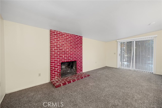 25347 Union Street, San Bernardino CA: https://media.crmls.org/medias/e233bd5a-bf1e-4248-9fcf-11e20287a5d7.jpg