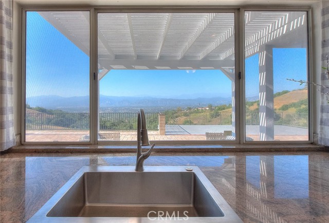 Detail Gallery Image 28 of 71 For 19759 Alpine Crest Rd, Walnut,  CA 91789 - 5 Beds | 3 Baths