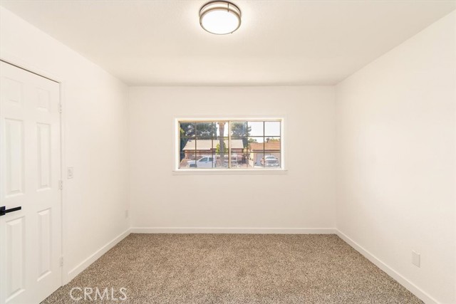 Detail Gallery Image 17 of 38 For 268 E 43rd St, San Bernardino,  CA 92404 - 5 Beds | 2/1 Baths