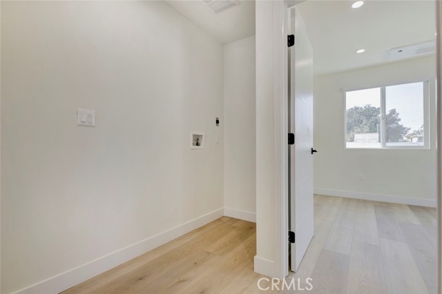 Detail Gallery Image 14 of 21 For 1070 Allen Ave #C,  Glendale,  CA 91201 - 2 Beds | 1/1 Baths