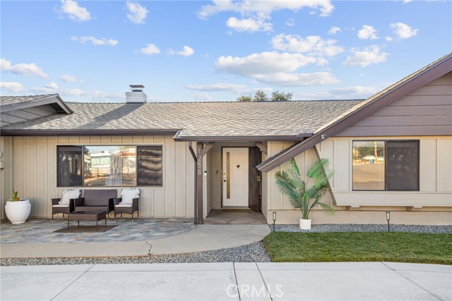 1258 Holly Lane, Calimesa CA: https://media.crmls.org/medias/e2365bfe-fc3c-44a7-8167-659dc1c8ddbf.jpg