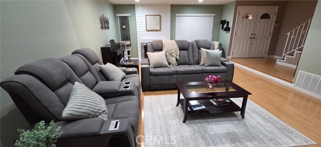 Front Image Thumbnail for CRPW26072071