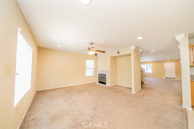 Detail Gallery Image 11 of 51 For 32057 Meadow Wood Ln, Lake Elsinore,  CA 92532 - 3 Beds | 2/1 Baths