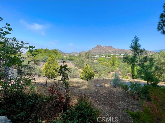 32401 Barber Road, Agua Dulce CA: https://media.crmls.org/medias/e236f165-fde8-40c7-a947-8f7f9b73a27a.jpg