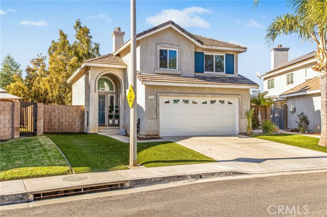 Detail Gallery Image 4 of 42 For 910 Pathfinder Way, Corona,  CA 92878 - 3 Beds | 2/1 Baths