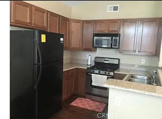 Detail Gallery Image 7 of 16 For 19431 Rue De Valore 59p,  Lake Forest,  CA 92610 - 1 Beds | 1 Baths