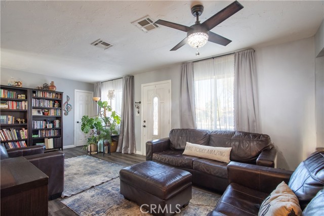 Detail Gallery Image 3 of 36 For 43865 Carmel, Palm Desert,  CA 92260 - 3 Beds | 1 Baths