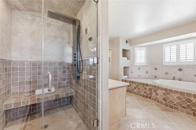 Detail Gallery Image 26 of 38 For 777 Covewood Street, Oak Park,  CA 91377 - 4 Beds | 3 Baths