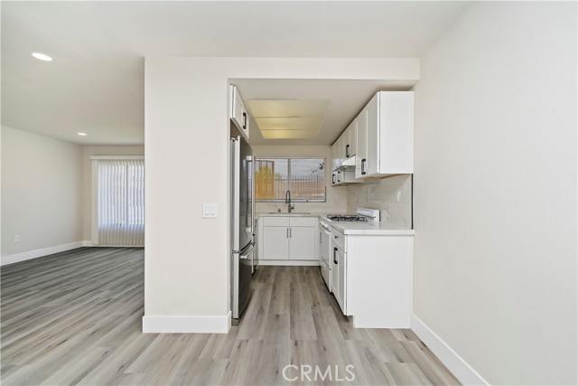 Detail Gallery Image 5 of 23 For 622 S Santa Fe #6,  Hemet,  CA 92543 - 2 Beds | 2 Baths