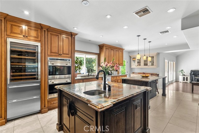 26675 MacMillan Ranch Road, Canyon Country CA: https://media.crmls.org/medias/e23aece5-7093-4b9e-b299-17fe20732886.jpg