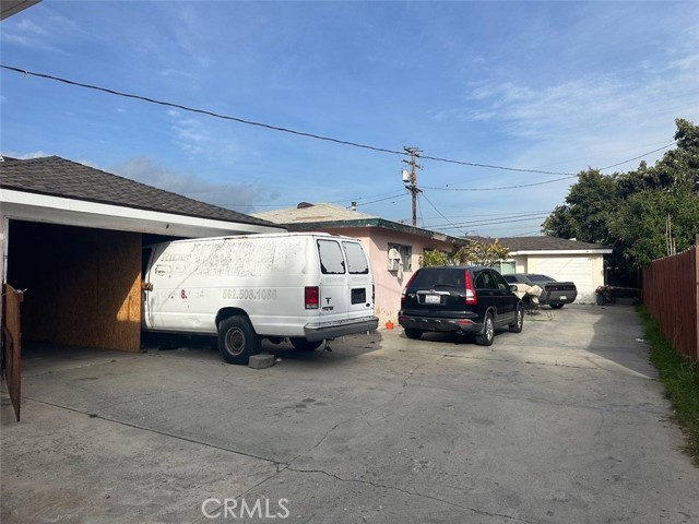 2518 Sastre Avenue, El Monte, California 91733, ,Residential Income,For Sale,2518 Sastre Avenue,CRWS24053941