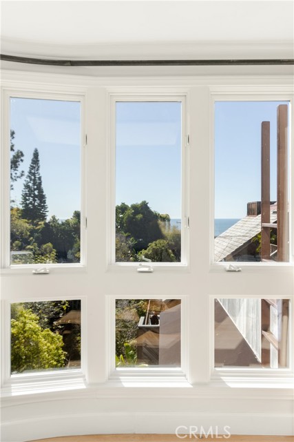 Detail Gallery Image 23 of 72 For 781 Summit Dr, Laguna Beach,  CA 92651 - 4 Beds | 4/1 Baths