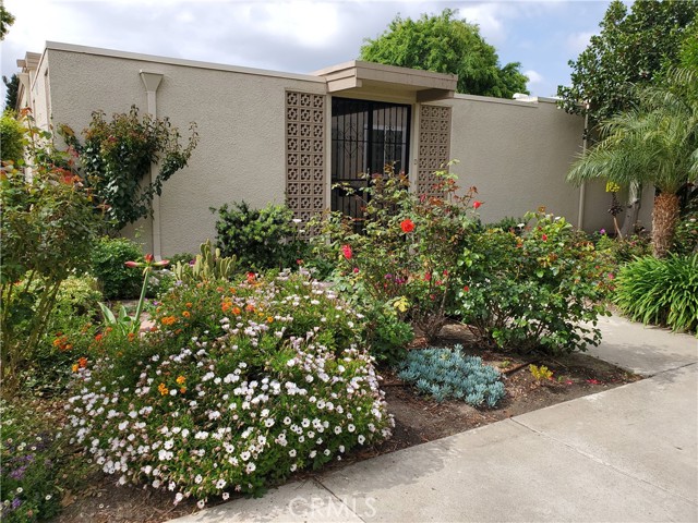 MLS# OC23109049