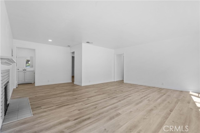 11170 Rosarita Drive, Loma Linda CA: https://media.crmls.org/medias/e23cc41f-171b-4d4b-a80f-6f08db33bdb6.jpg