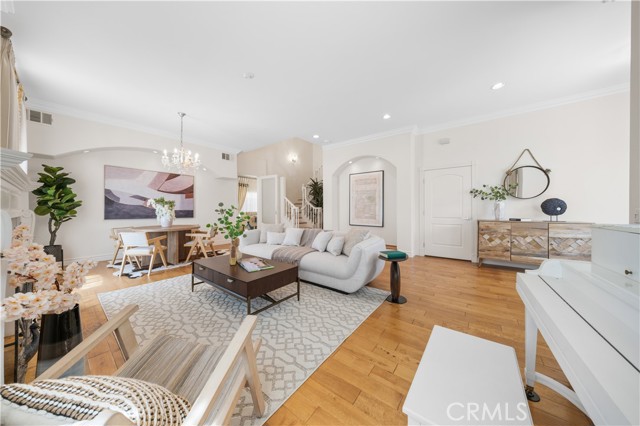 2767 Saleroso Drive, Rowland Heights CA: https://media.crmls.org/medias/e23d4954-b10e-47b4-9311-9ab6ed89654c.jpg