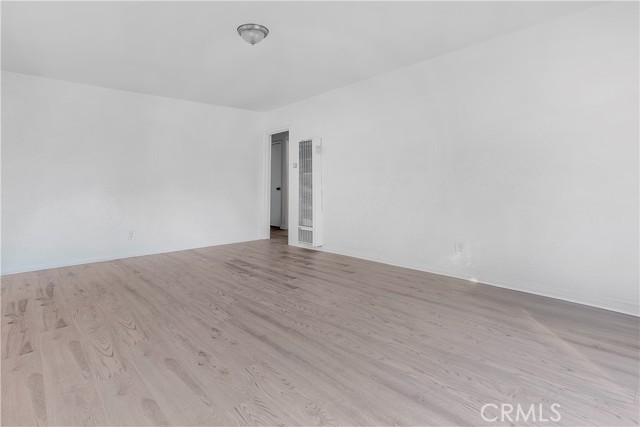 Detail Gallery Image 11 of 33 For 2916 Halldale, Los Angeles,  CA 90018 - 3 Beds | 2 Baths