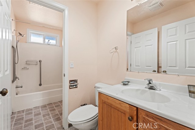 Image 17 of 33 For 15050 Caspar Road