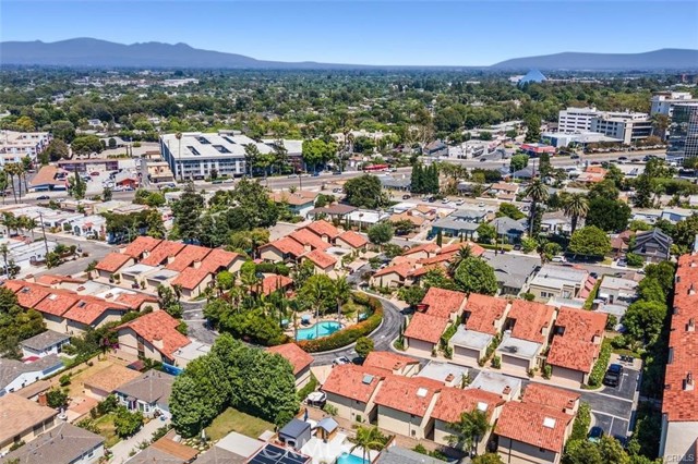 1364 Park Plaza Drive, Long Beach CA: https://media.crmls.org/medias/e23f2113-5516-4602-8094-f3674c469feb.jpg