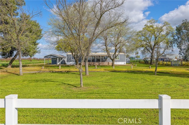 Detail Gallery Image 4 of 45 For 13941 9th Ave, Hanford,  CA 93230 - 3 Beds | 2 Baths