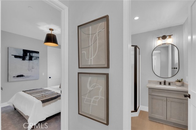 619 E Walnut, Monrovia CA: https://media.crmls.org/medias/e2402630-4bf3-4f77-b221-180e7d7724c3.jpg