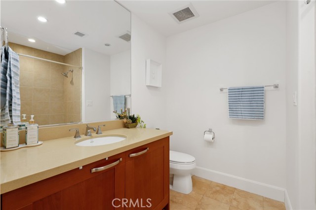 Image 39 of 55 For 3049 Scholarship