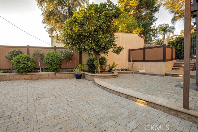 Detail Gallery Image 30 of 36 For 954 Rosemount, Glendale,  CA 91207 - 5 Beds | 3 Baths