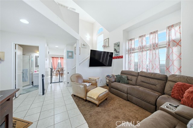 Detail Gallery Image 4 of 44 For 577 Cedar View Dr, Beaumont,  CA 92223 - 4 Beds | 3 Baths