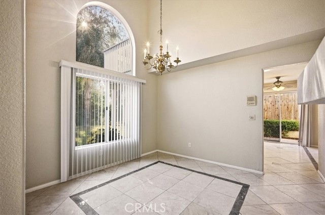 Detail Gallery Image 3 of 30 For 24599 Calle San Vicente, Murrieta,  CA 92562 - 4 Beds | 2/1 Baths