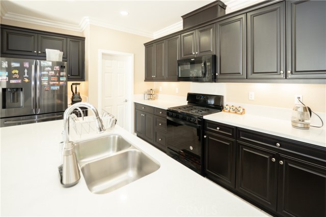 Detail Gallery Image 16 of 64 For 21047 Iron Rail, Riverside,  CA 92507 - 5 Beds | 2/1 Baths