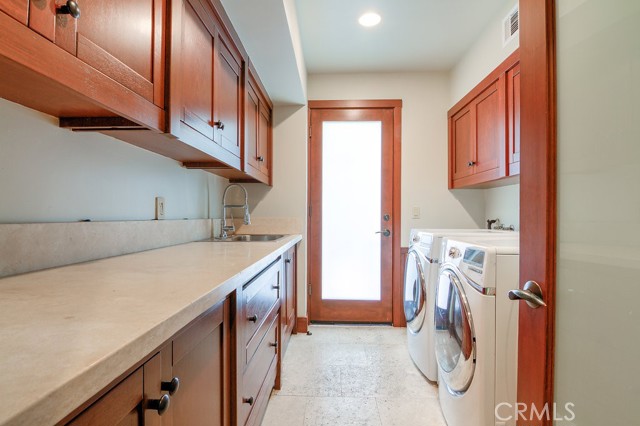 Detail Gallery Image 43 of 47 For 436 32nd St., Manhattan Beach,  CA 90266 - 4 Beds | 4 Baths