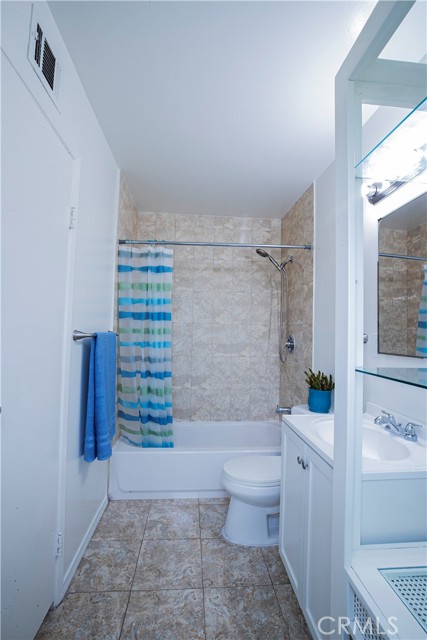 Detail Gallery Image 19 of 21 For 2497 Logan St, Pomona,  CA 91767 - 4 Beds | 2 Baths