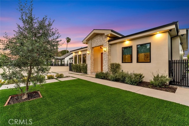 Detail Gallery Image 57 of 61 For 11956 Collins St, Valley Village,  CA 91607 - 5 Beds | 5/1 Baths