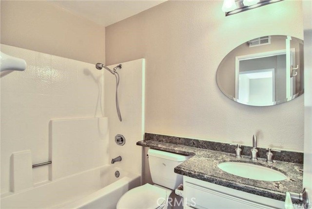 Detail Gallery Image 13 of 19 For 39739 Old Carriage Rd, Murrieta,  CA 92563 - 3 Beds | 2 Baths