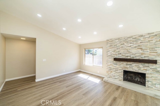 Detail Gallery Image 3 of 29 For 15 Stonepine, Irvine,  CA 92604 - 3 Beds | 2 Baths