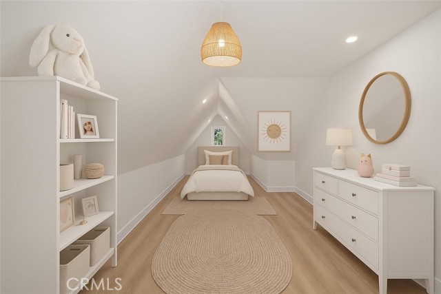 2404 N Poinsettia, Santa Ana CA: https://media.crmls.org/medias/e246c841-6d52-4984-b1d6-42c5b4ba48eb.jpg