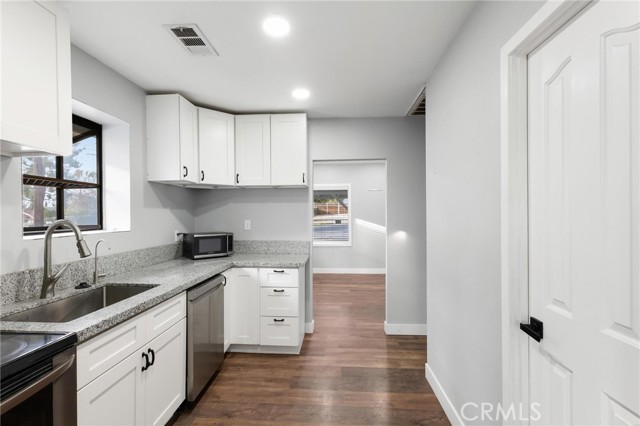 Detail Gallery Image 18 of 52 For 34789 Wildwood Canyon, Yucaipa,  CA 92399 - 2 Beds | 1 Baths