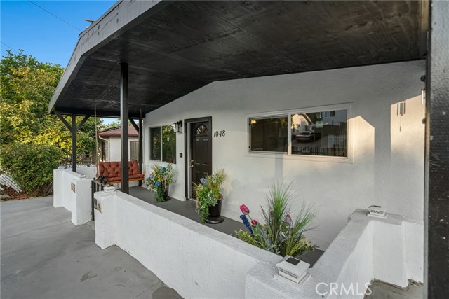 1048 Dexter Street, Los Angeles CA: https://media.crmls.org/medias/e2480a1e-4dd0-49c6-af3d-c4e6edd14ff4.jpg