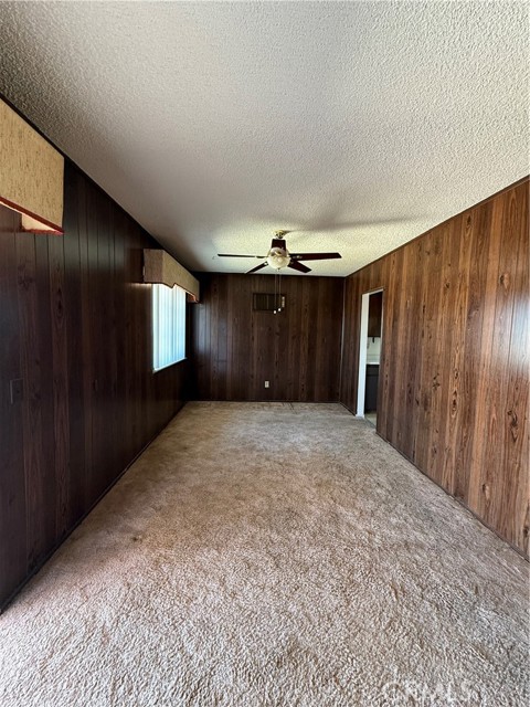 72400 El Paseo Drive, 29 Palms CA: https://media.crmls.org/medias/e2480c68-a558-4867-96d5-beb8b8db792d.jpg
