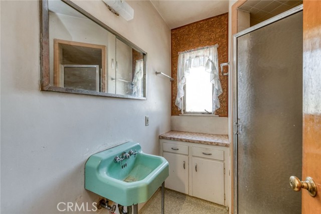 Detail Gallery Image 17 of 31 For 19212 Avenue 23, Chowchilla,  CA 93610 - 4 Beds | 2 Baths